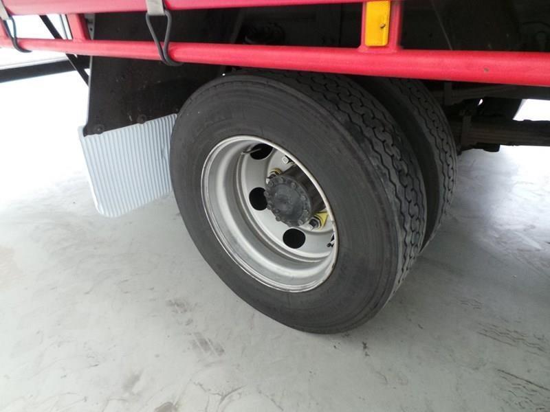 2004 FUSO FIGHTER FK617 TAUTLINER