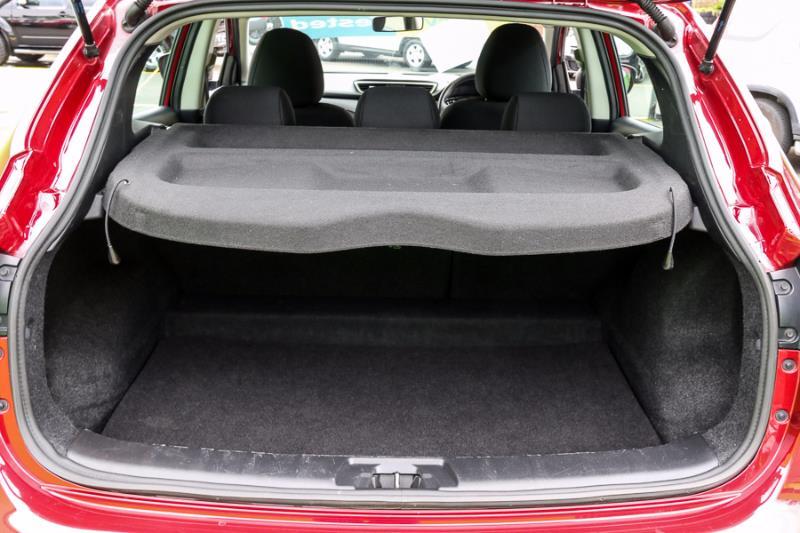 2015 NISSAN QASHQAI