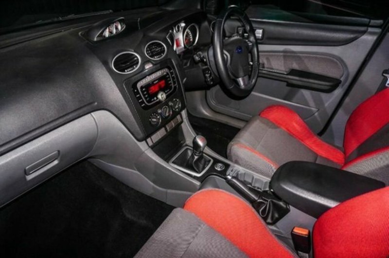 2010 FORD FOCUS XR5 TURBO LV