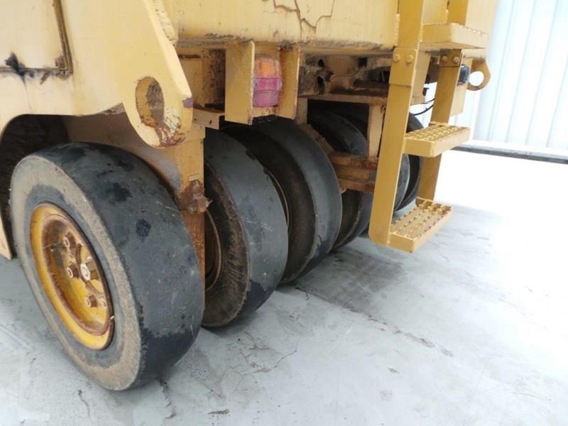 1979 MOORE SP1511 ROLLER