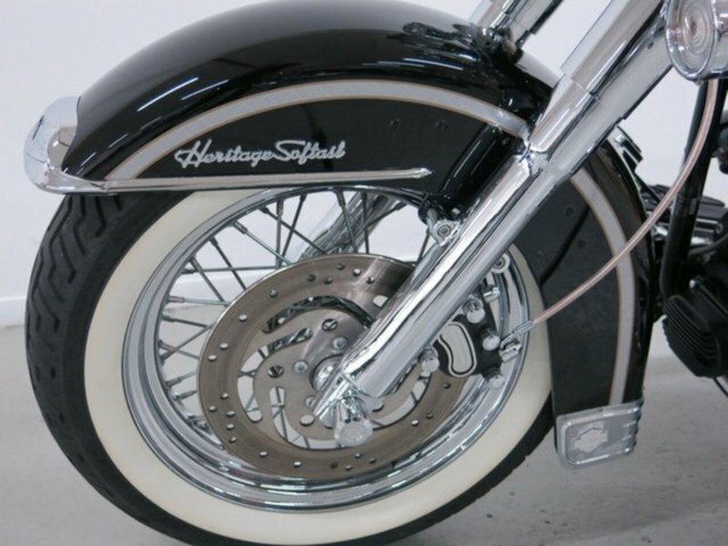 2003 HARLEY-DAVIDSON FLSTC Heritage Softail Classic