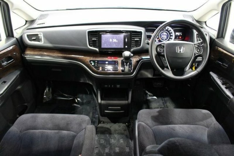 2014 HONDA ODYSSEY VTi RC