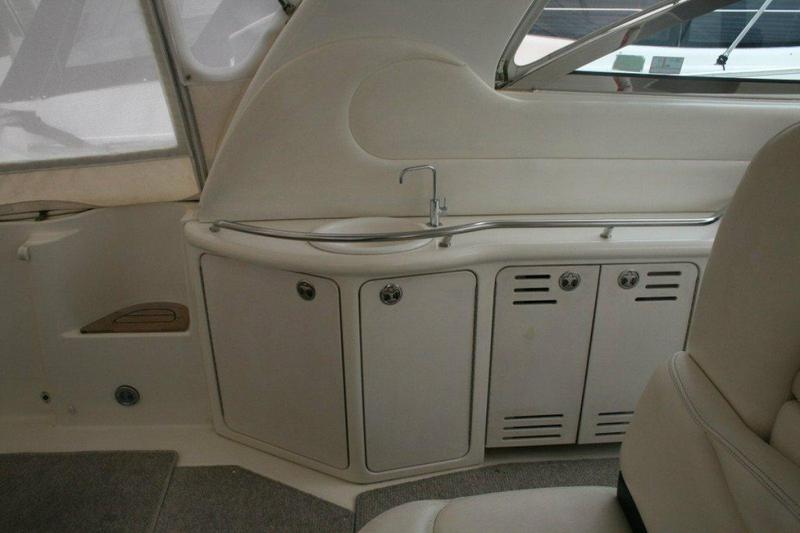 Sea Ray 410 Sundancer