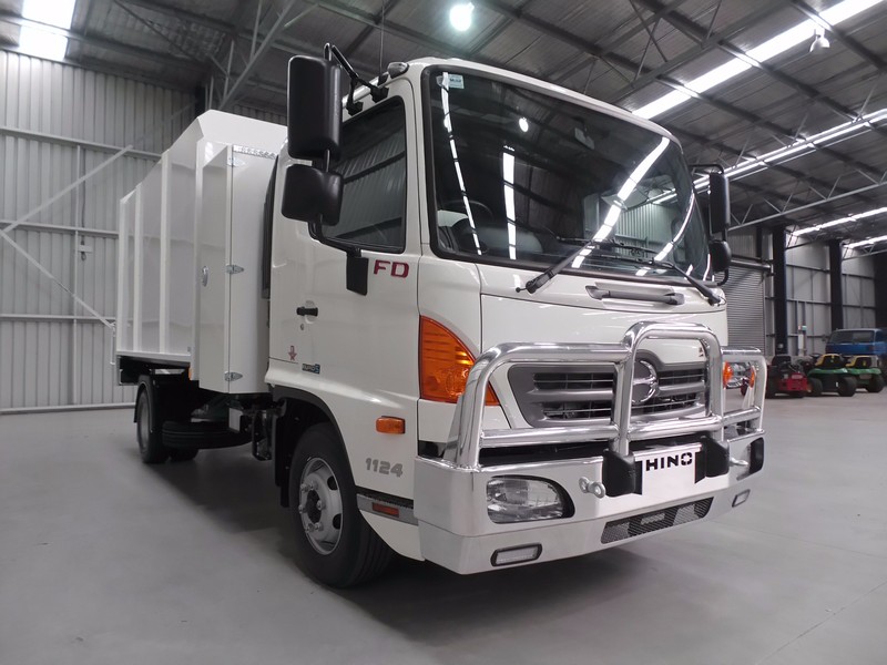 2016 HINO FD 1124-500 Series FD 1124-500 Series Truck