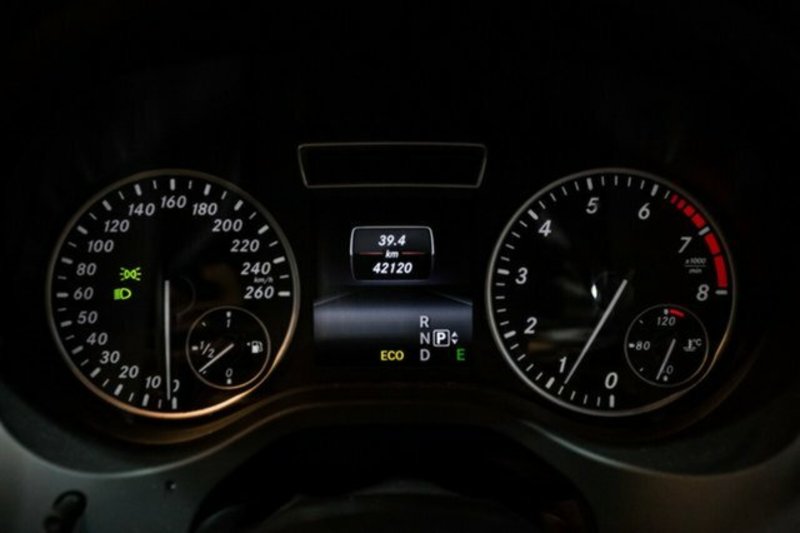 2014 MERCEDES-BENZ A180 BE 176 MY14