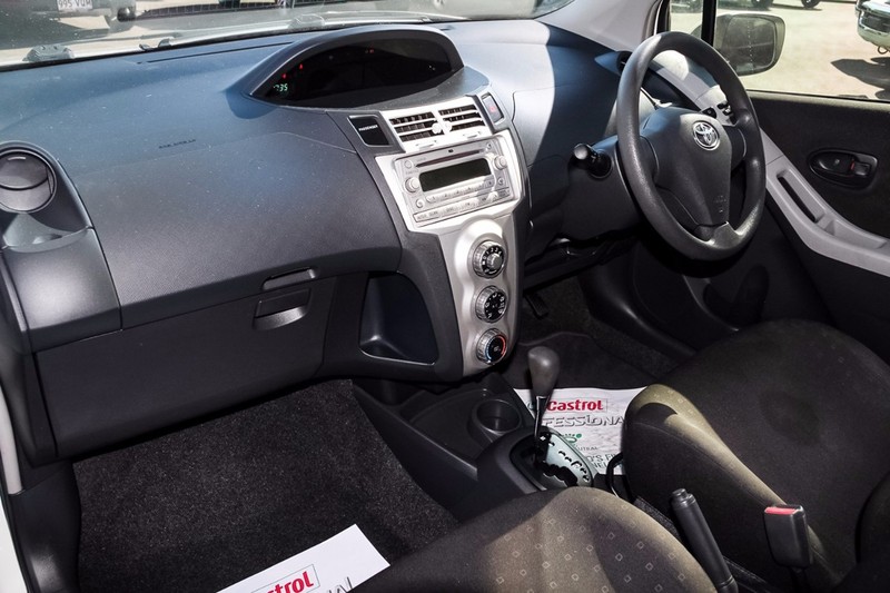 2006 TOYOTA YARIS YR NCP90R
