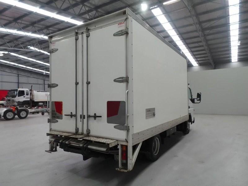 2012 FUSO CANTER 515