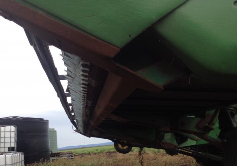 JOHN DEERE 936D Harvester Header