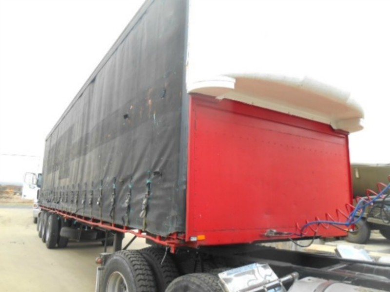 1989 Freighter Curtainsider Semi Trailer