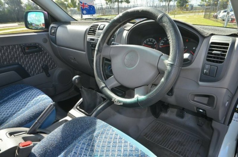 2004 HOLDEN RODEO LX RA
