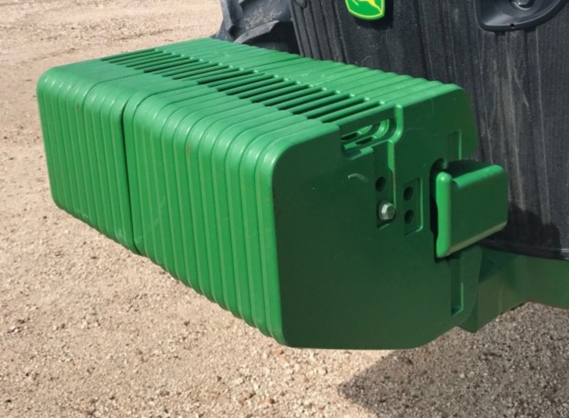 JOHN DEERE 8335R Tractor