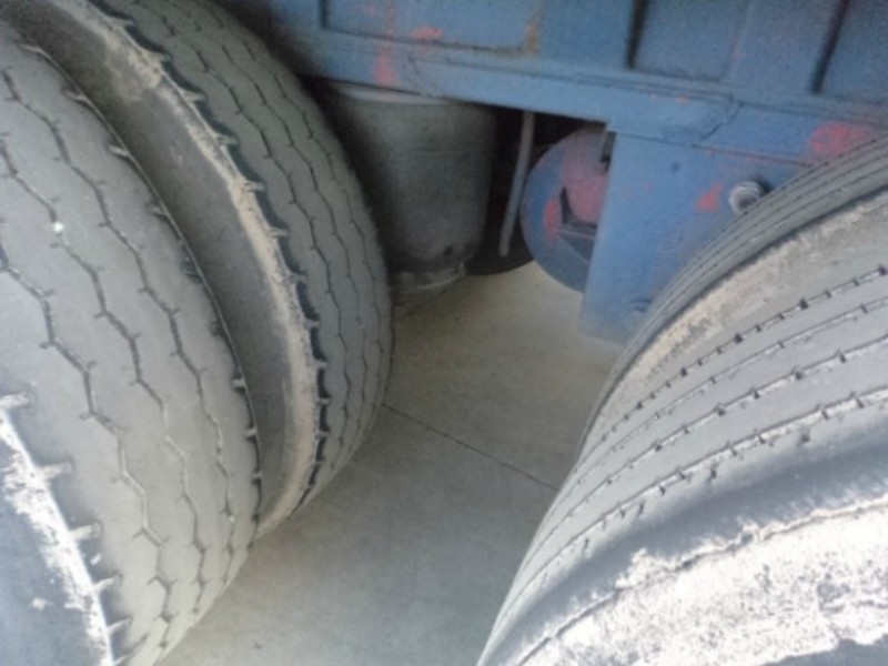 1996 Lucar Refrigerated Van Semi Trailer