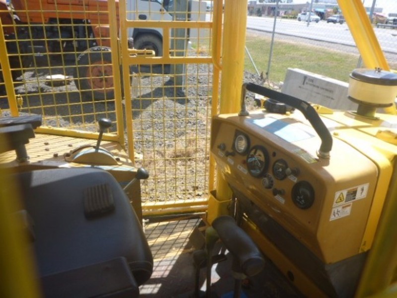 2007 East Wind Farmboss Dozer