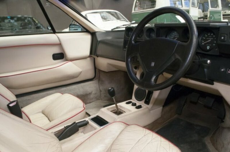 1988 LAMBORGHINI JALPA 3500
