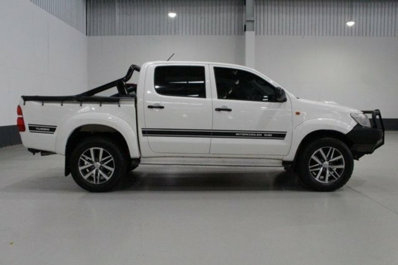 2013 TOYOTA HILUX SR (4x4) KUN26R MY12