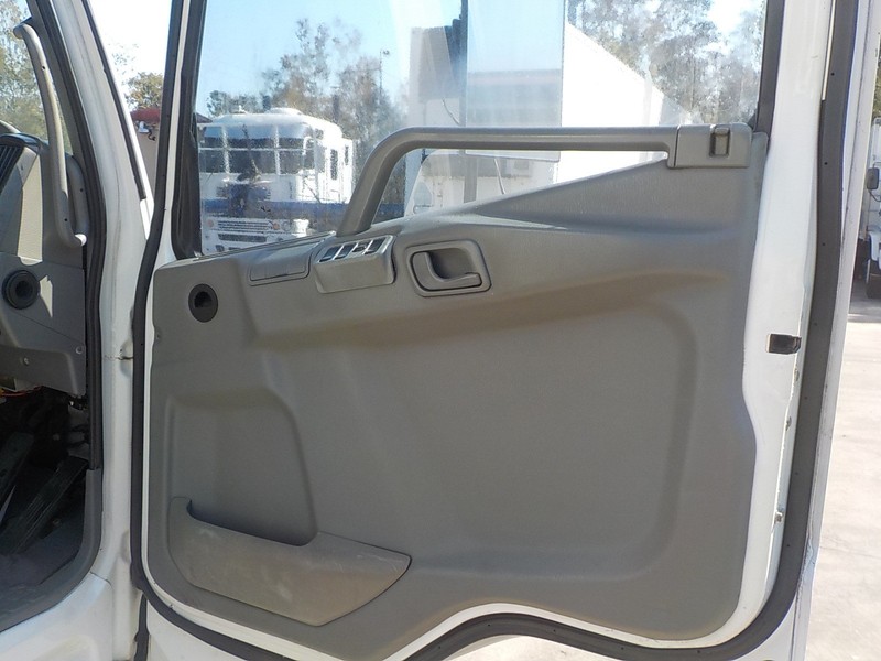 2006 MITSUBISHI FK617 Fuso FK617 Truck