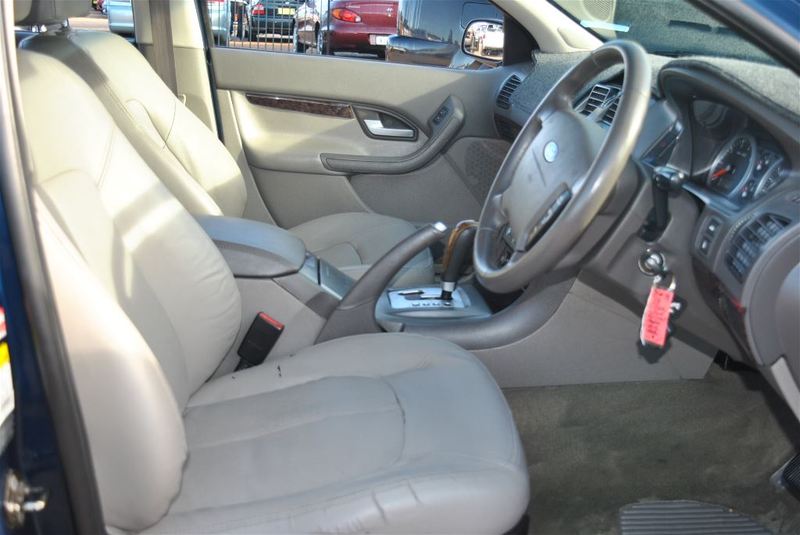 2002 FORD FAIRMONT GHIA BA
