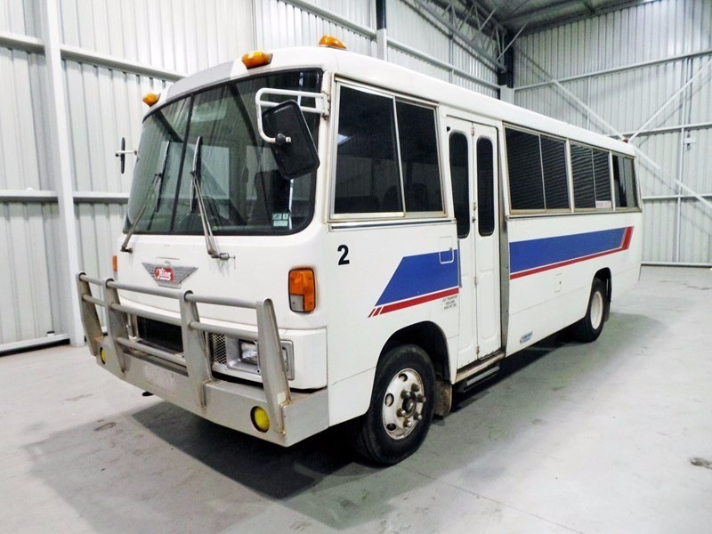 1984 HINO AC140 Bus