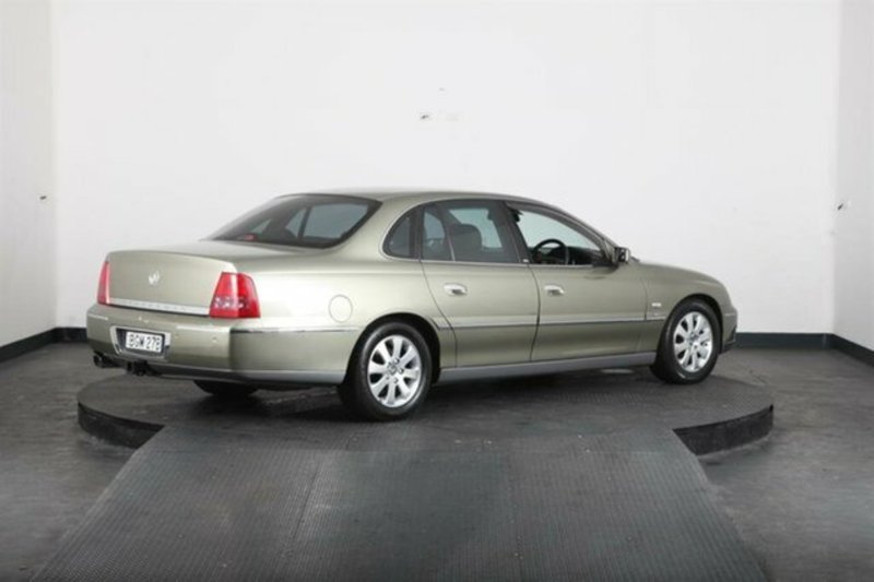 2004 HOLDEN STATESMAN V8 WK