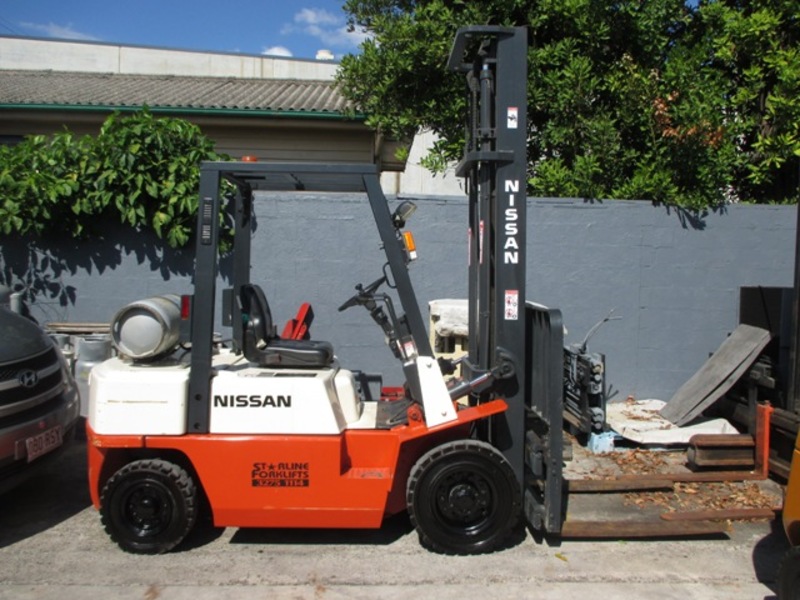 1997 NISSAN PJ02A25U CS190
