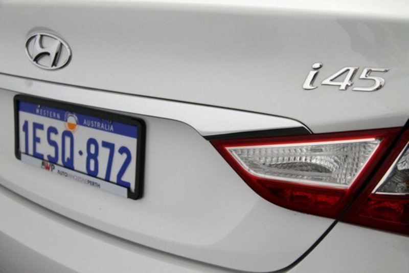 2010 HYUNDAI i45 ELITE YF MY11