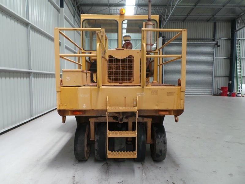 1979 MOORE SP1511 ROLLER