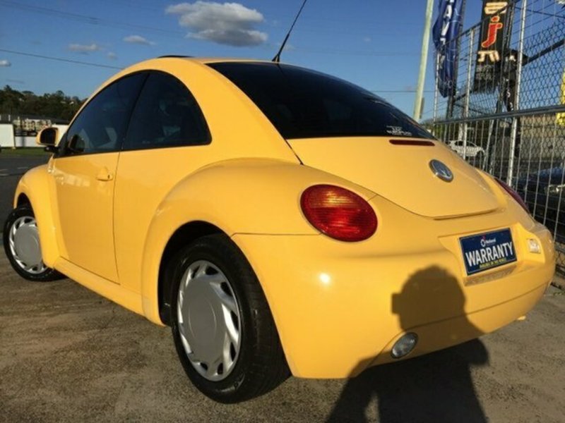 2001 VOLKSWAGEN BEETLE SUNSHINE 9C