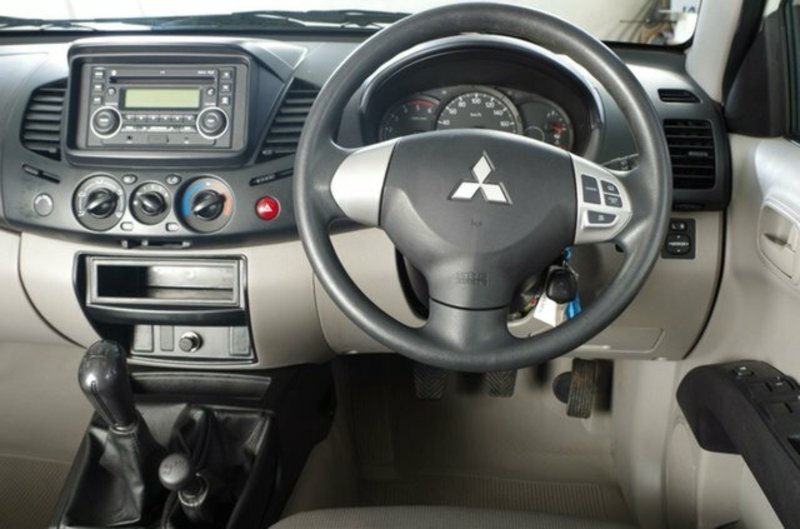 2009 MITSUBISHI TRITON GLX Double Cab MN MY10