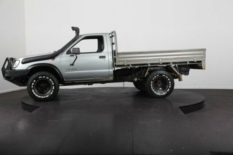 1999 NISSAN NAVARA DX (4x4) D22
