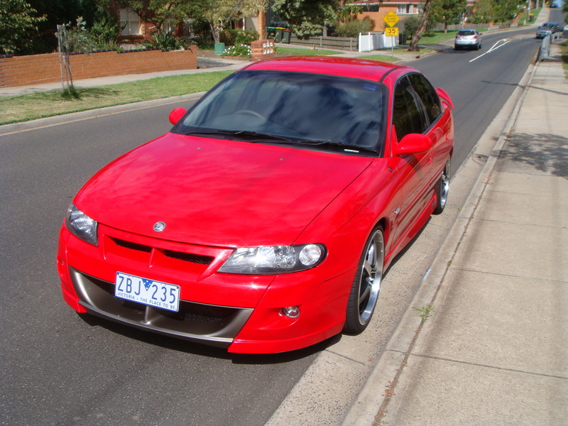 2000 HSV XU6 VX