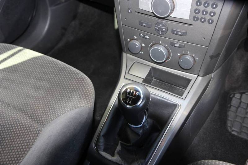 2005 HOLDEN ASTRA CDX AH