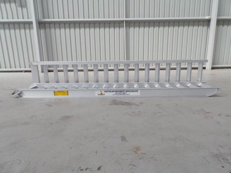2016 WORKMATE 8 TON ALLOY LOADING RAMPS