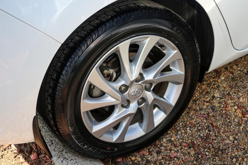 2015 TOYOTA COROLLA ZRE182R Ascent Sport Hatchback 5dr S-CVT 7sp, 1.8i