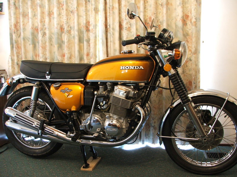 1972 HONDA CB 750