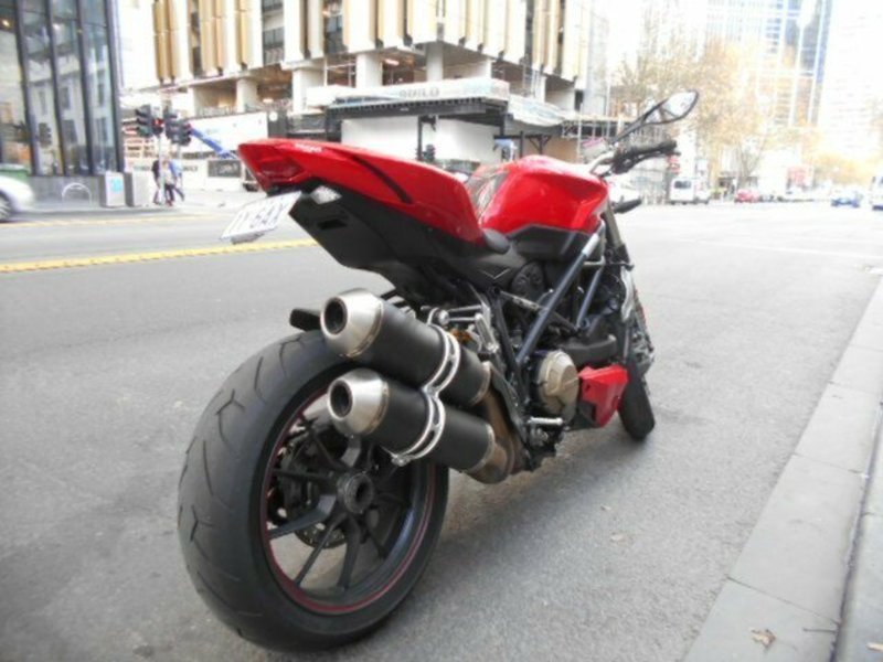 2009 DUCATI 1100CC STREETFIGHTER MY09