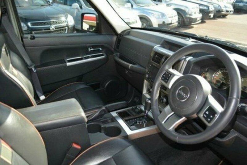 2011 JEEP CHEROKEE Limited 70th Anniversary KK MY11