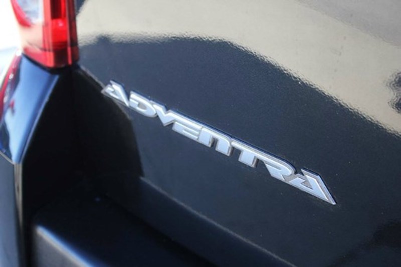 2004 HOLDEN ADVENTRA LX8 VY II