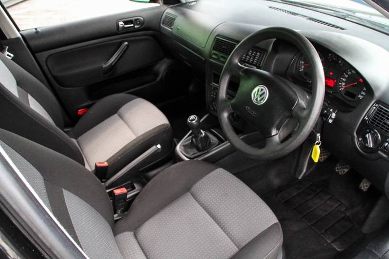 2003 VOLKSWAGEN GOLF 1.6 GENERATION