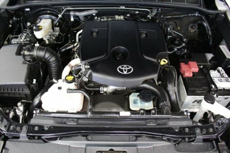 2016 TOYOTA FORTUNER GXL GUN156R
