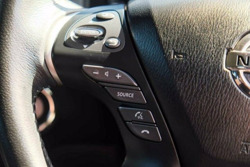 2015 NISSAN PATHFINDER ST (4x2) R52