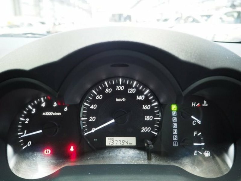 2012 TOYOTA HILUX SR (4x4) KUN26R MY12
