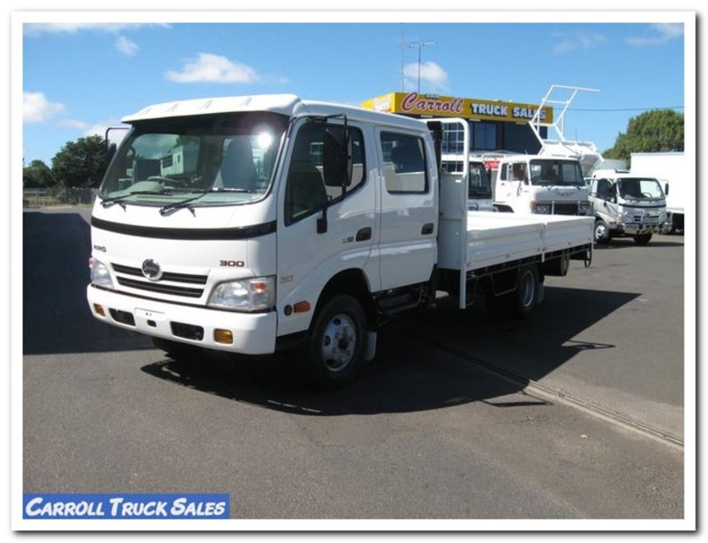 2008 HINO DUTRO 816 0010
