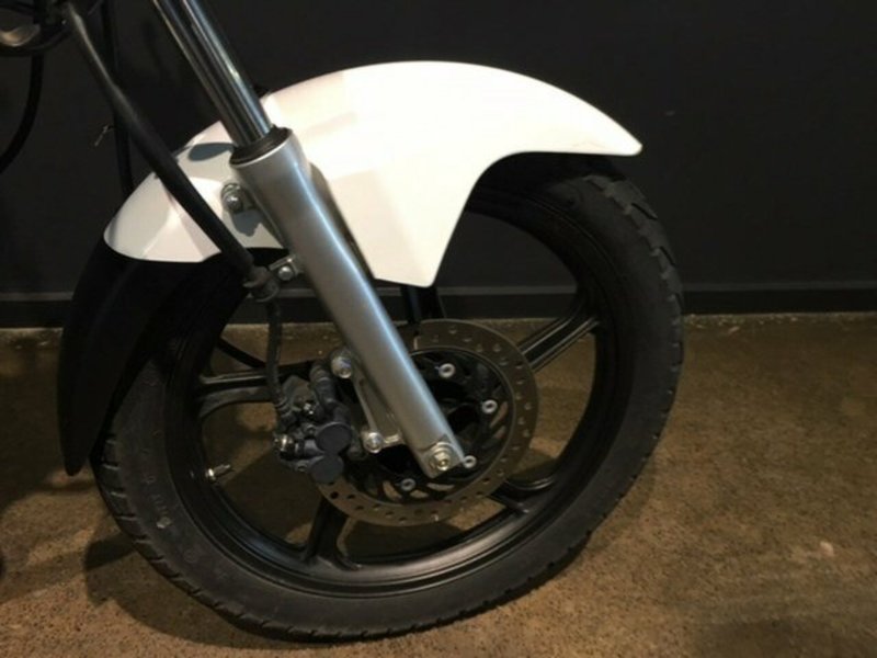2012 HONDA CB125E