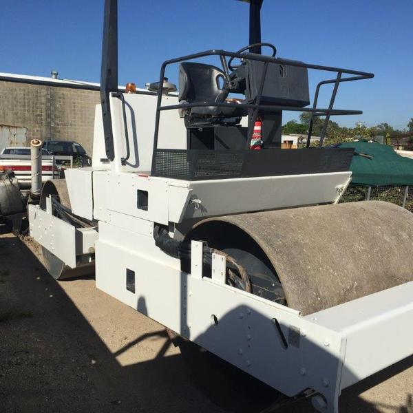 2005 MODEL 10 TON TWIN VIBRATING ROLLER S23