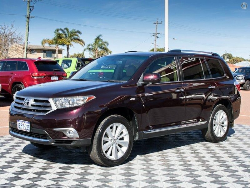 2011 TOYOTA KLUGER GRANDE GSU40R