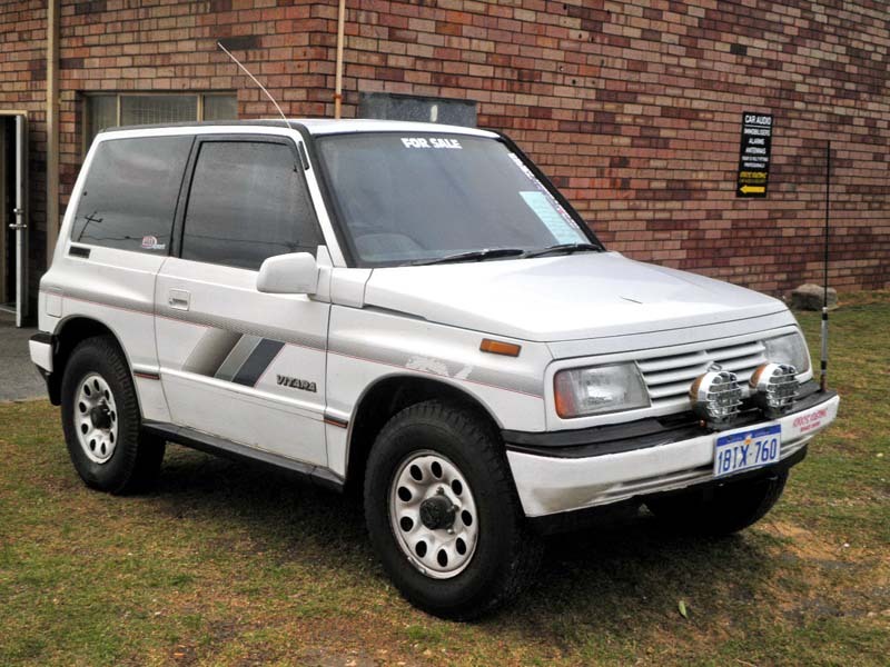 1989 SUZUKI VITARA JLX (4x4)