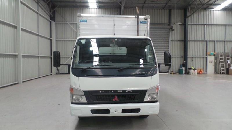 2006 FUSO CANTER