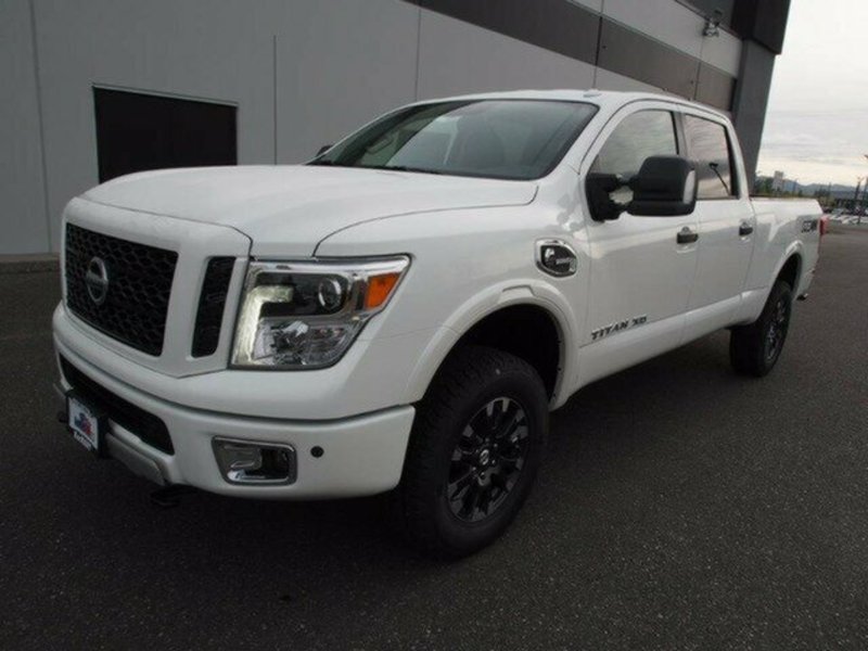 2017 NISSAN Titan PRO 4X