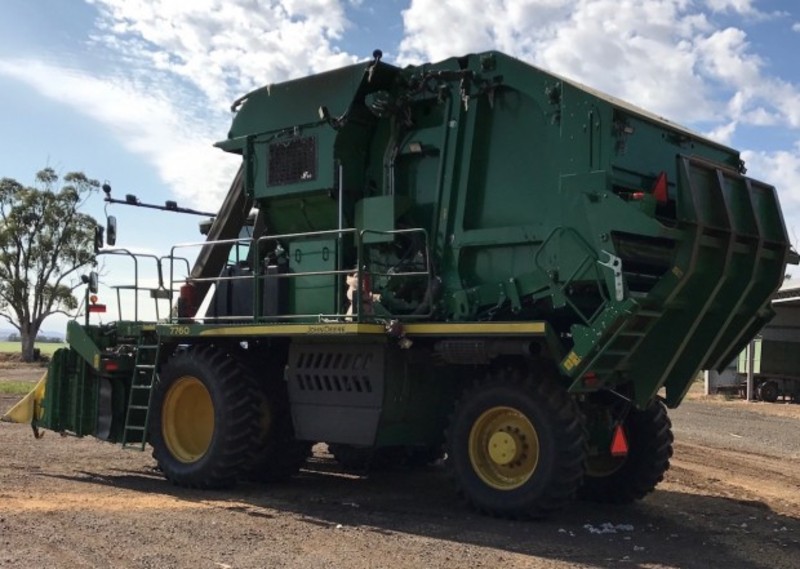 JOHN DEERE 7760 Harvester