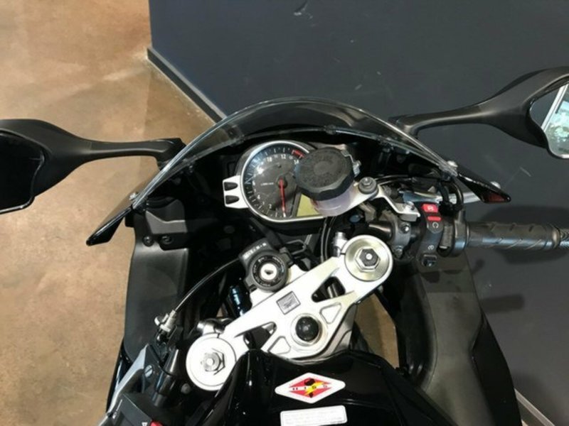 2009 HONDA CBR1000RR (fireblade)